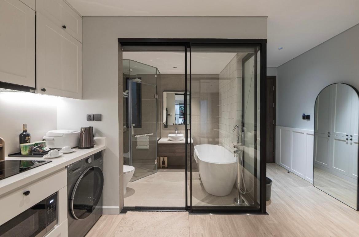 Jayu Apartment Ханой Екстериор снимка